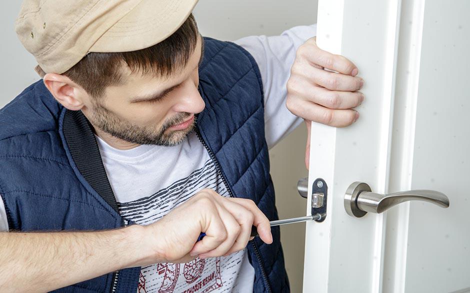 changer serrure porte Montreuil